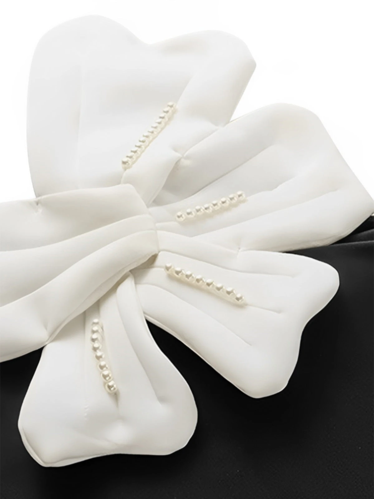 Black 1930s 3D Pearl Floral One-Piece Swimsuit - Image 4