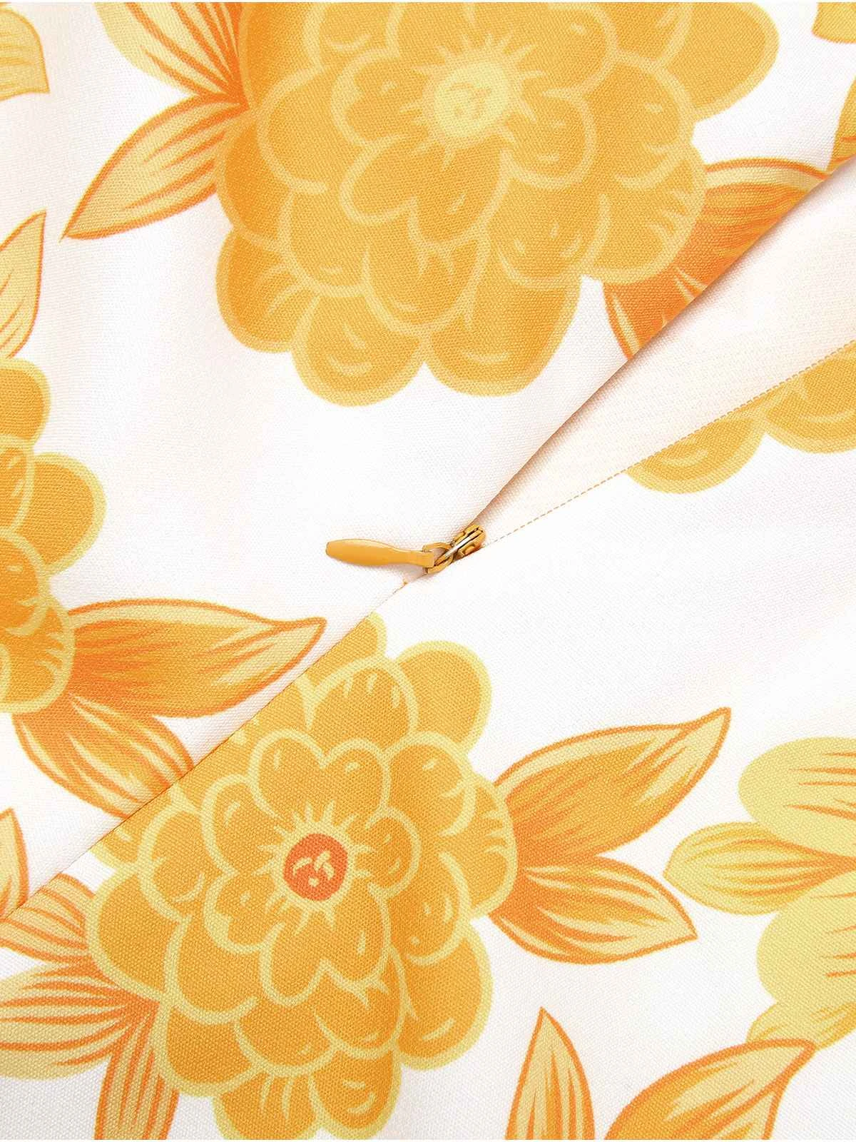 Yellow 1950s Spaghetti Strap Floral Romper - Image 5