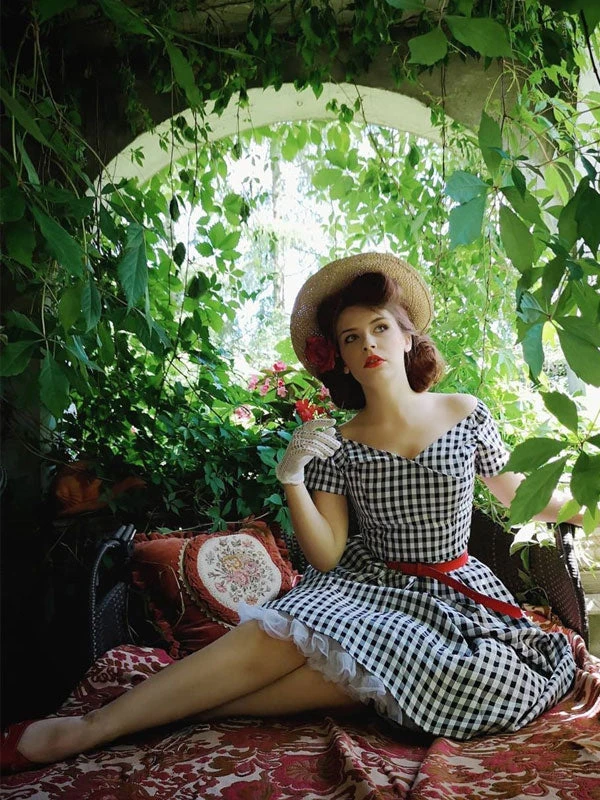 Black 1950s Plaid Swing Dress - Image 8