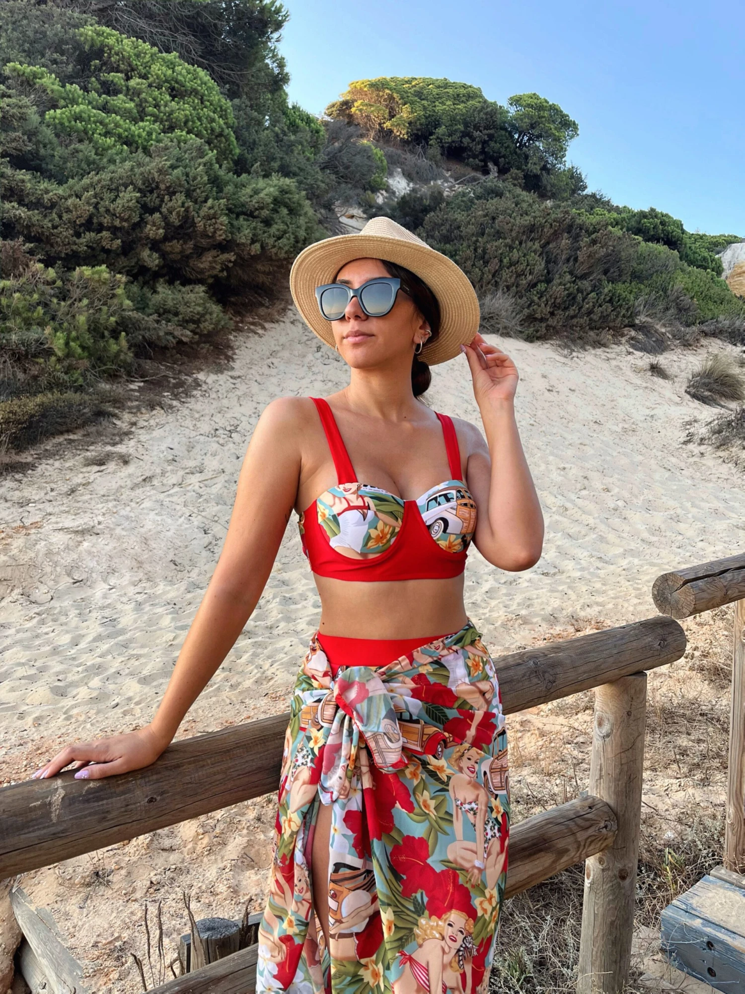 3PCS Red Retro Lady Bikini Set - Image 3