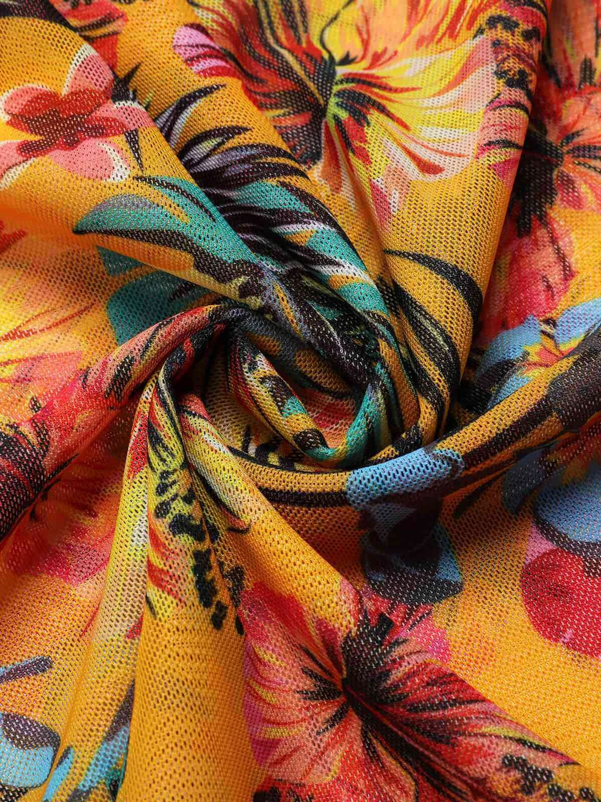 1960s Tropical Halter Bikini Set & Cover-Up - Image 9